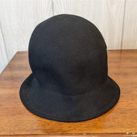 VTG Wool Felt Cloche W/Feather Bow EUC 20s OSFM - Picture 5 of 7